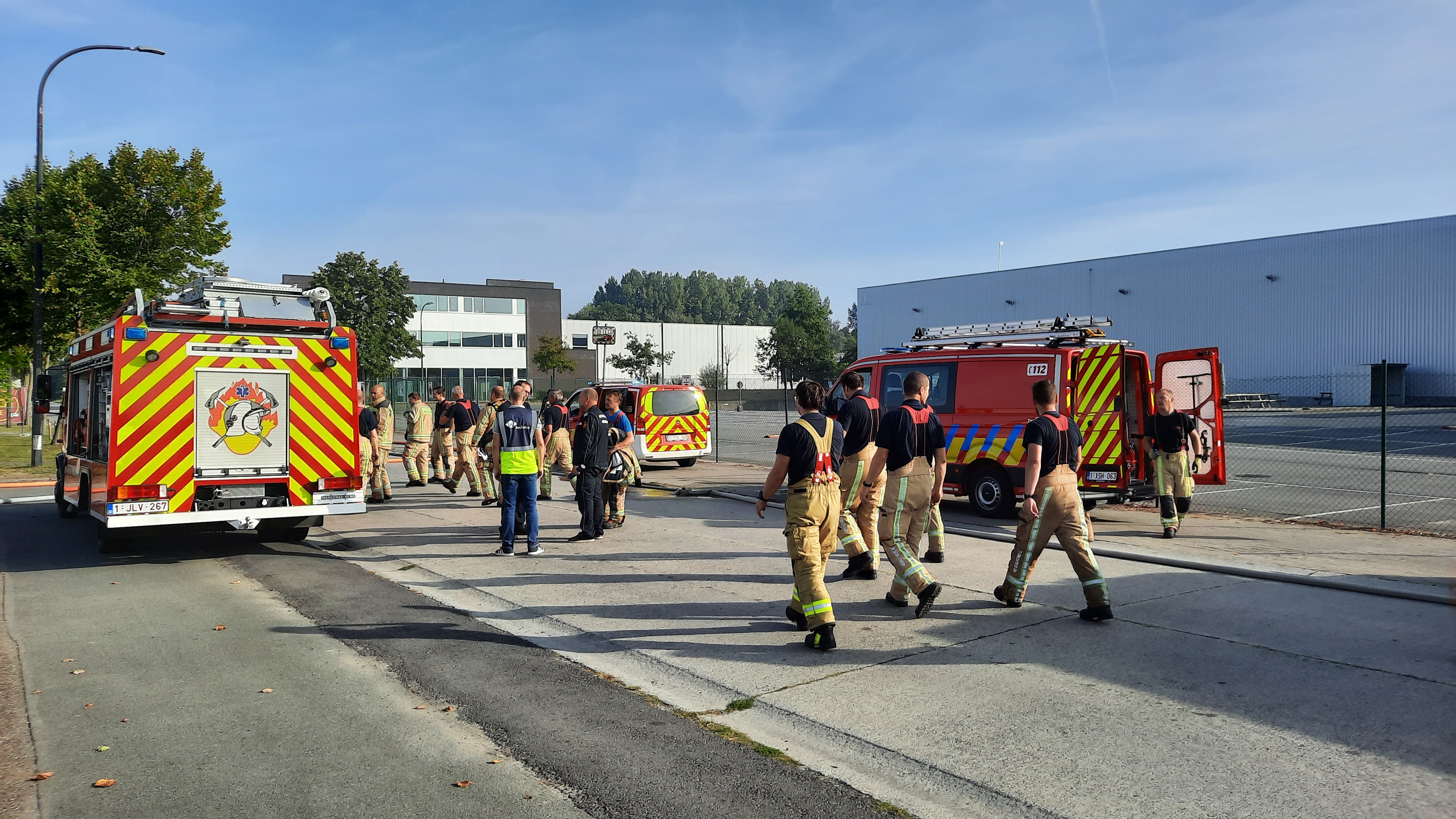 Oefening brandweerkorps bij W-technics Zele